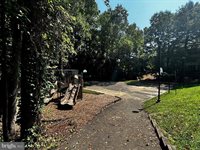 3800 Green Ridge Court, Fairfax, VA 22033