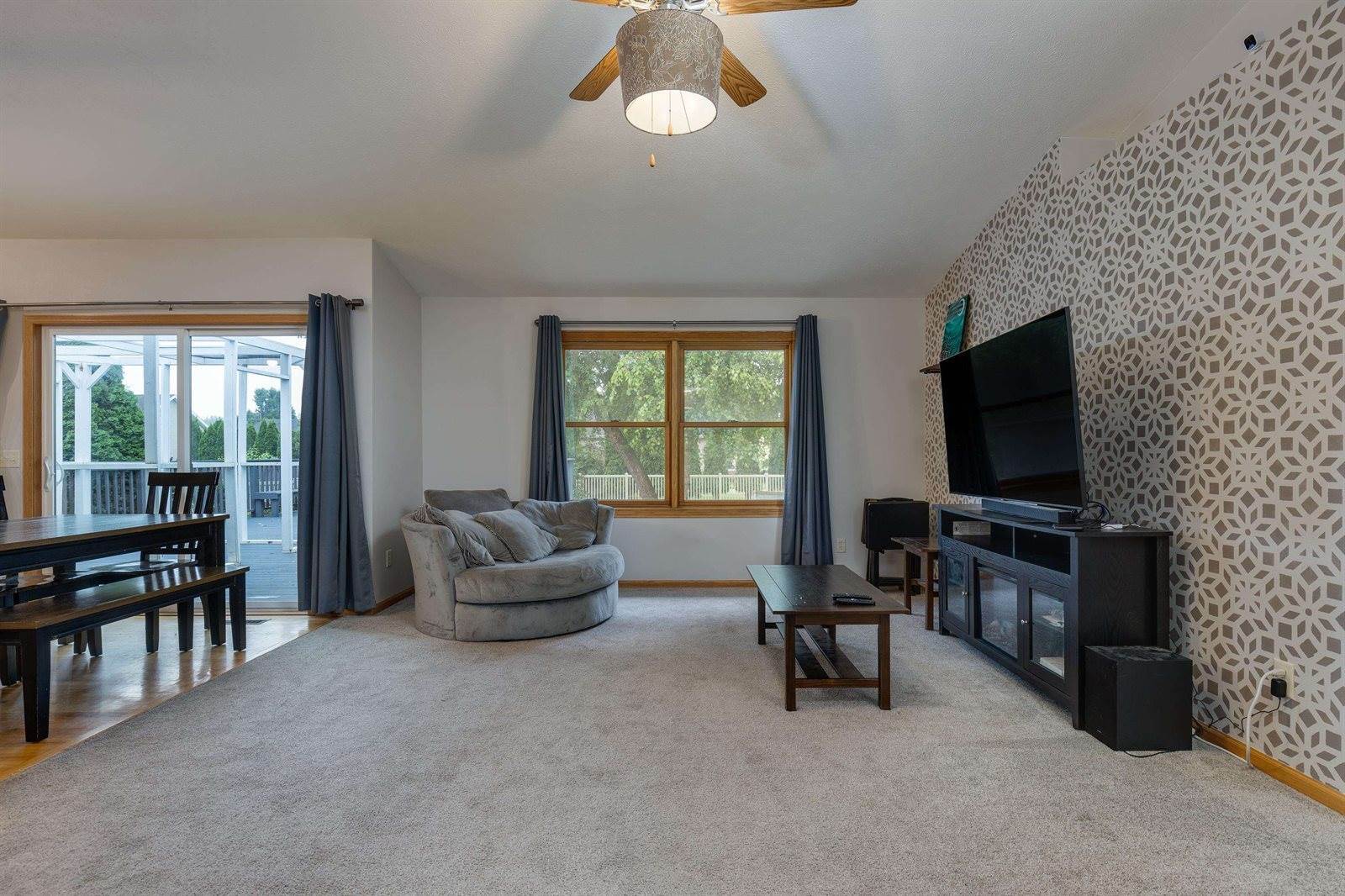 1202 Terapin, Janesville, WI 53545