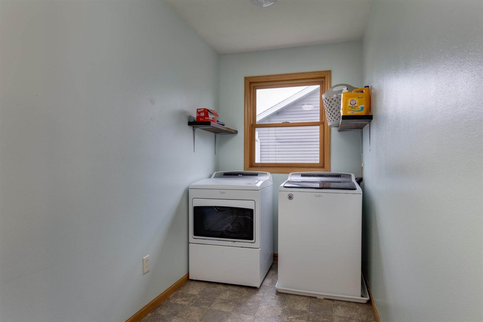 1202 Terapin, Janesville, WI 53545