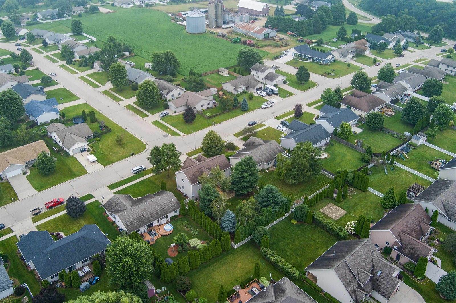 1202 Terapin, Janesville, WI 53545