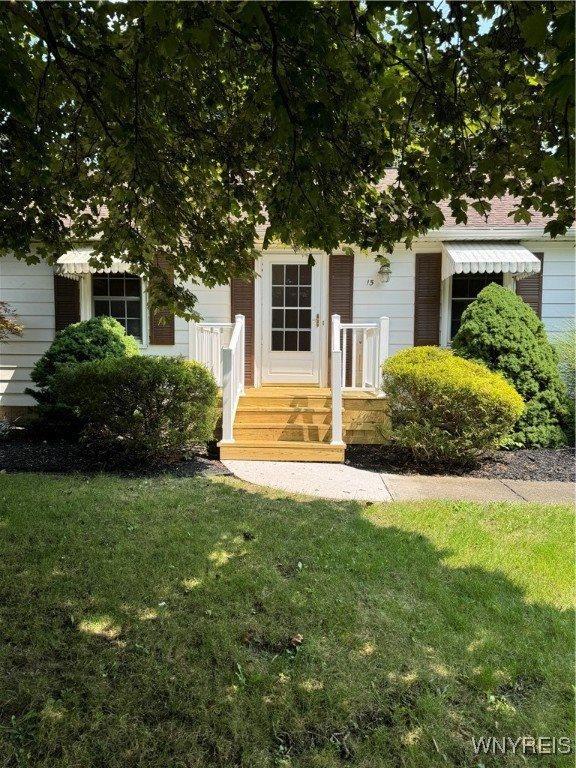 15 Farwell Dr, Batavia-City, NY 14020