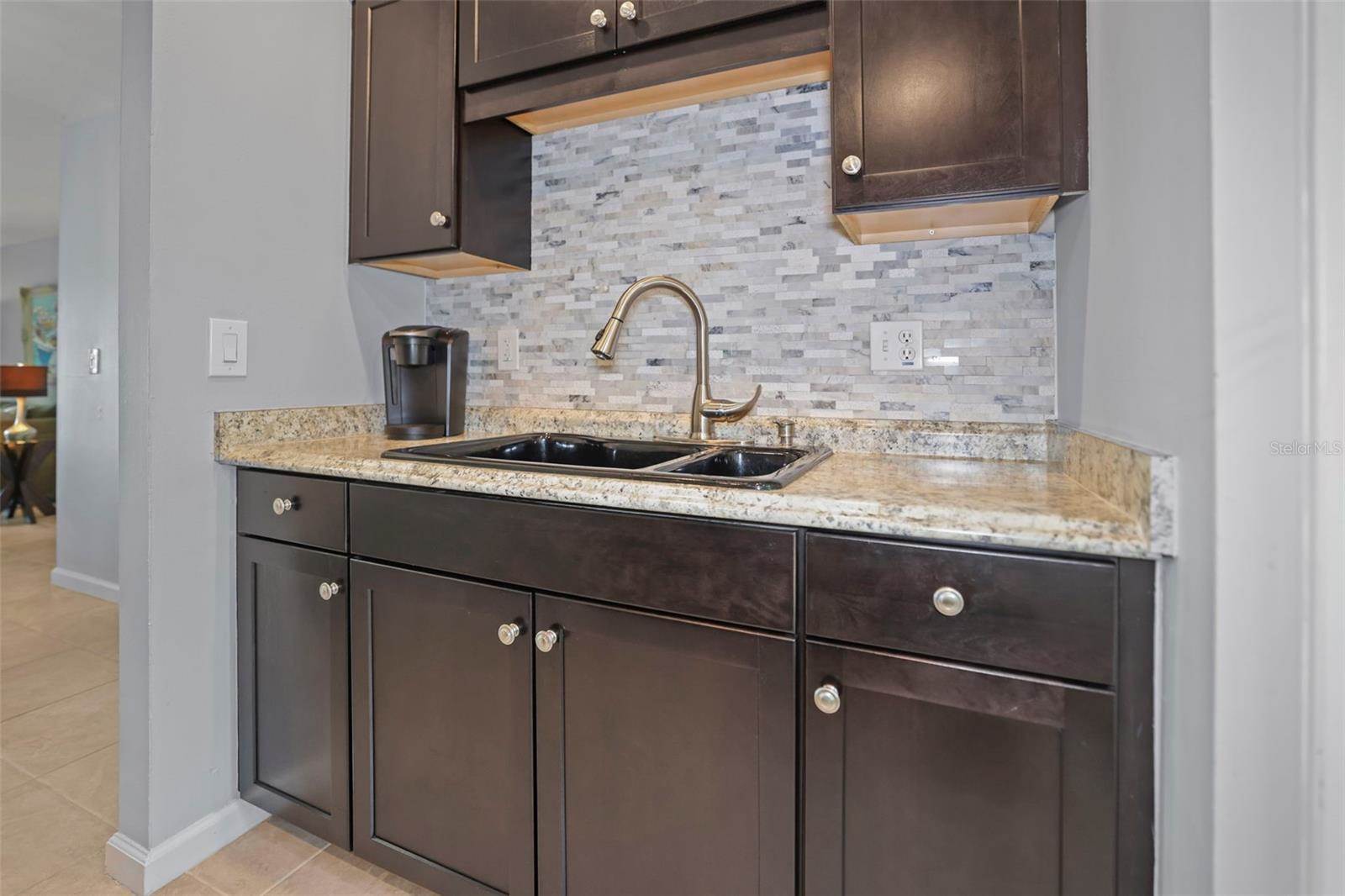 364 Moorings Cove Drive, Tarpon Springs, FL 34689