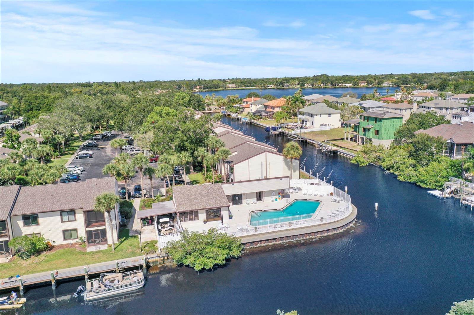364 Moorings Cove Drive, Tarpon Springs, FL 34689