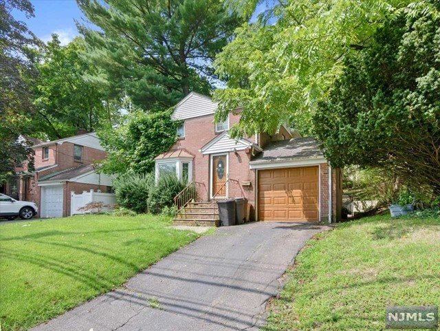 76 Hillside Avenue, Westwood, NJ 07675