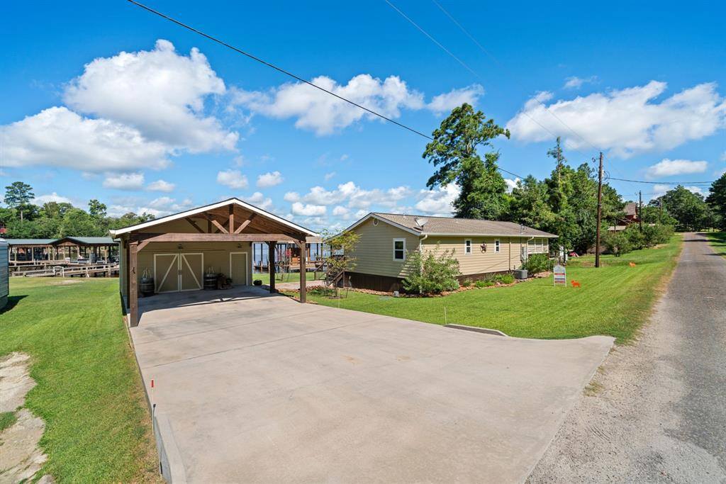 175 North Point Road, Trinity, TX 75862