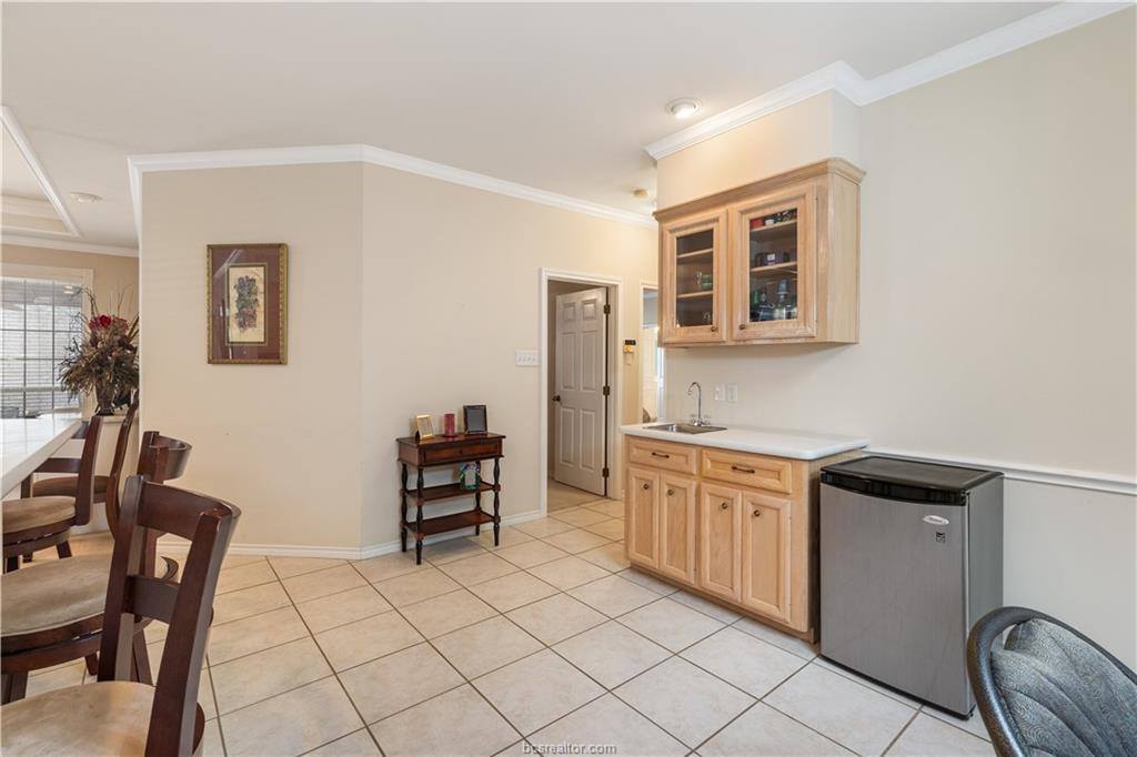 4718 Stonebriar, College Station, TX 77845