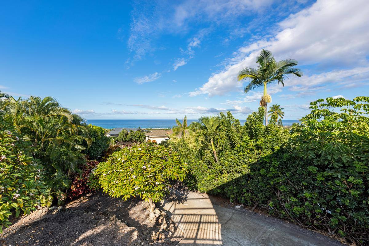 76-6299 Kaheiau St, Kailua Kona, HI 96740