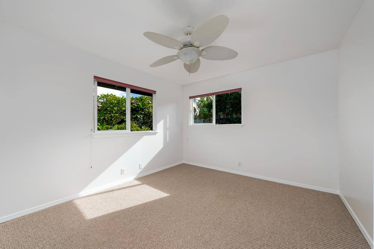 76-6299 Kaheiau St, Kailua Kona, HI 96740