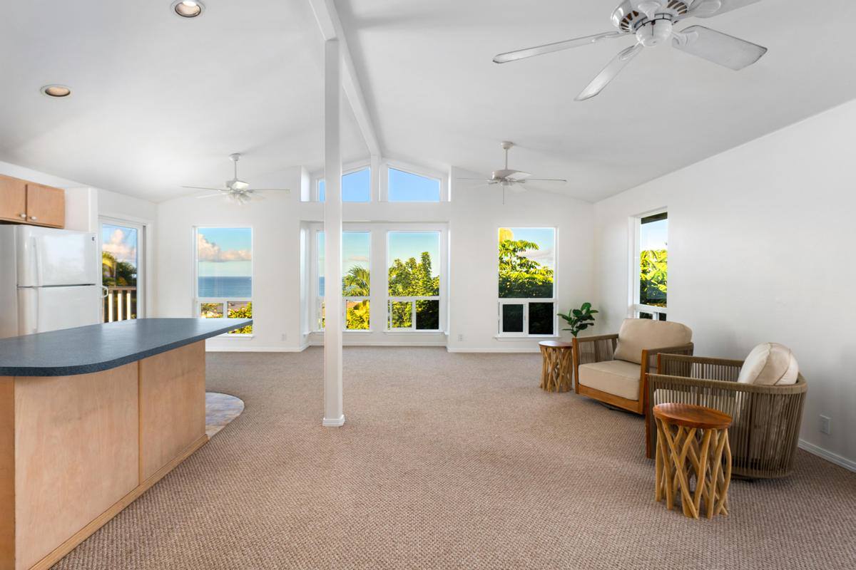 76-6299 Kaheiau St, Kailua Kona, HI 96740