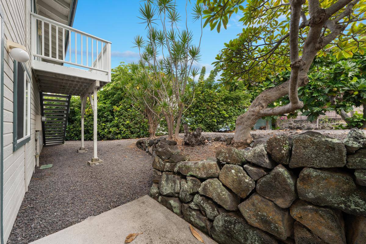 76-6299 Kaheiau St, Kailua Kona, HI 96740