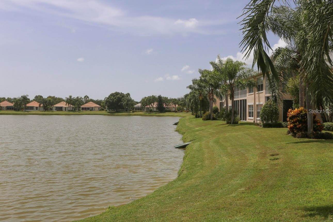 4211 Caddie Drive East, #202, Bradenton, FL 34203