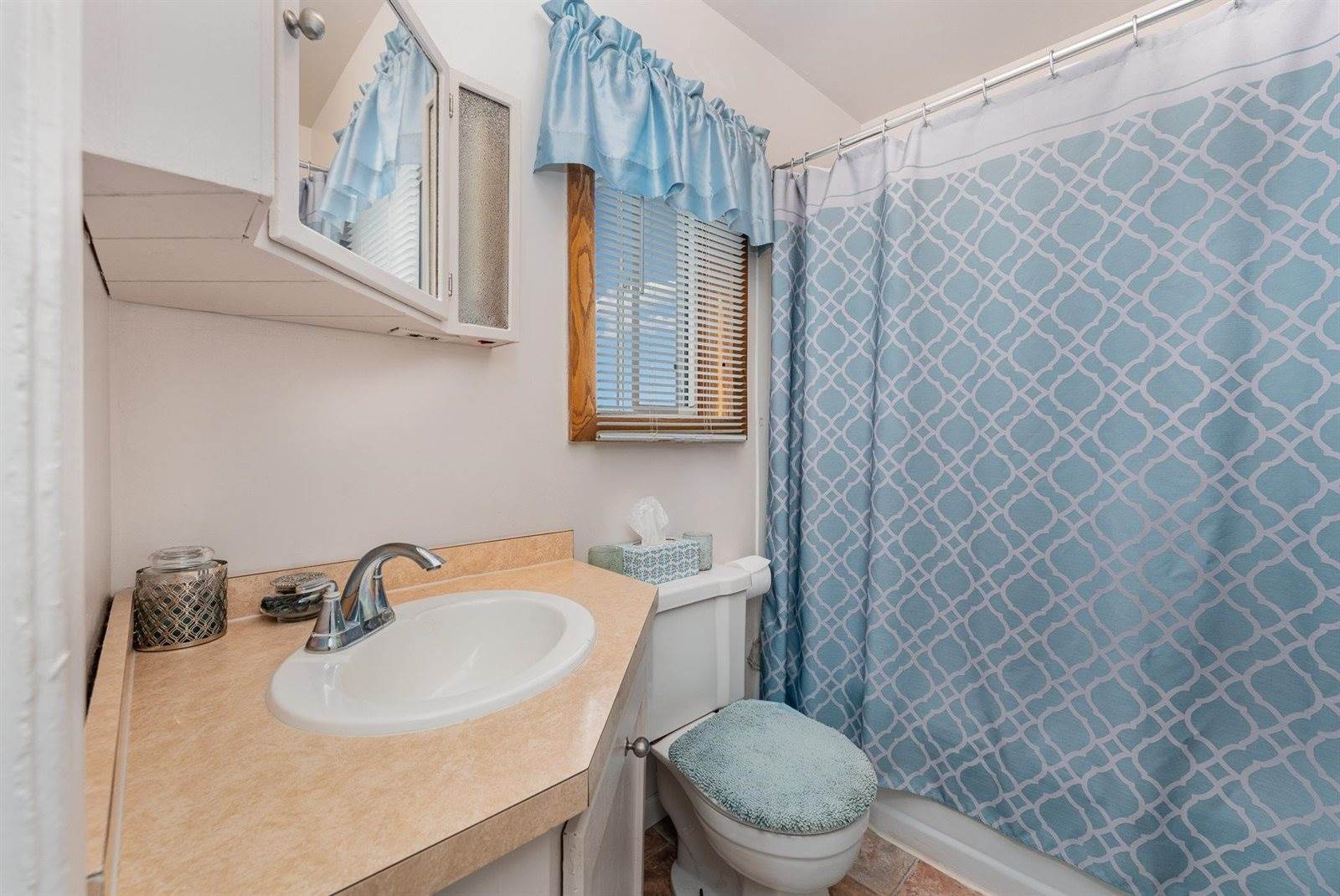 6580 S Eberhart Avenue, Clare, MI 48617