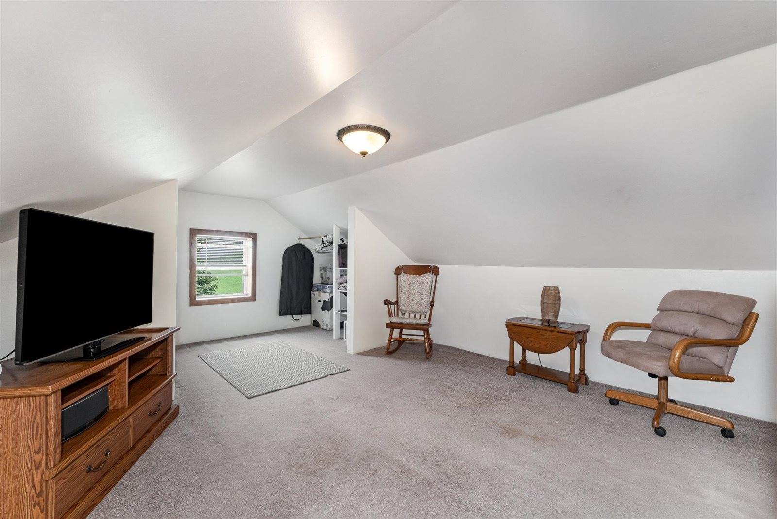 6580 S Eberhart Avenue, Clare, MI 48617