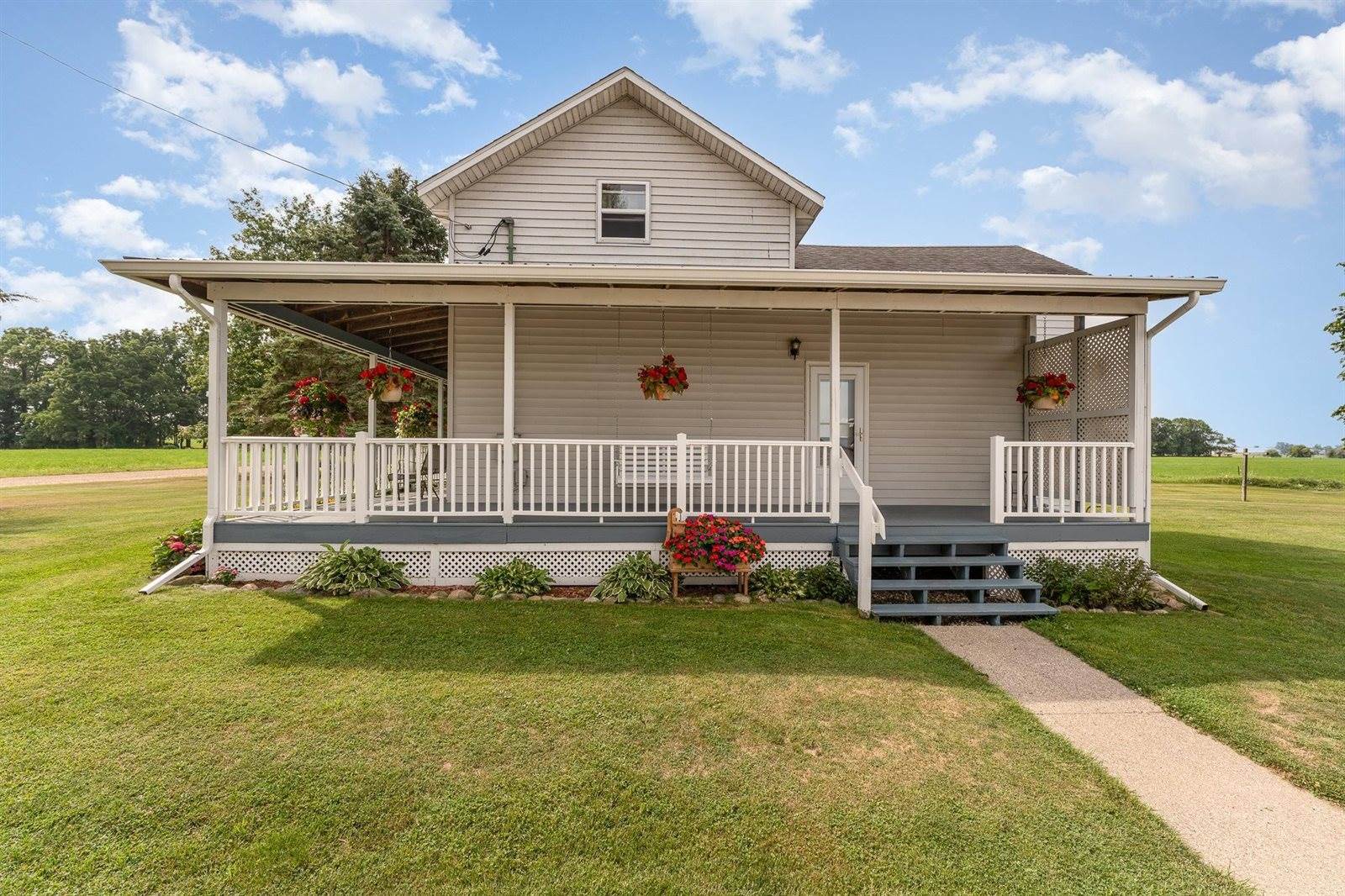 6580 S Eberhart Avenue, Clare, MI 48617