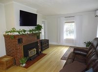 294 West Broadway, Bangor, ME 04401