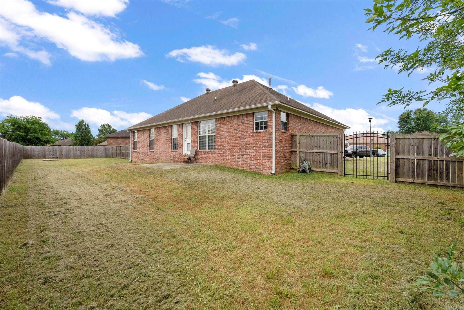 8 Logan Court, Greenbrier, AR 72058