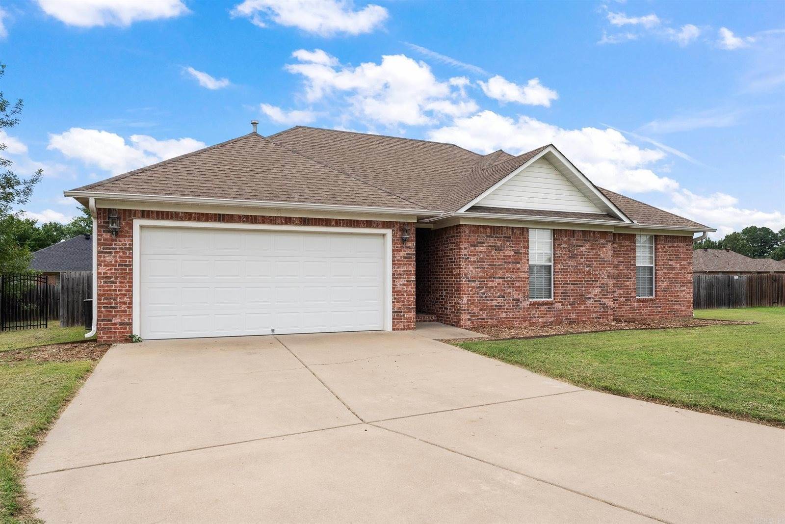 8 Logan Court, Greenbrier, AR 72058