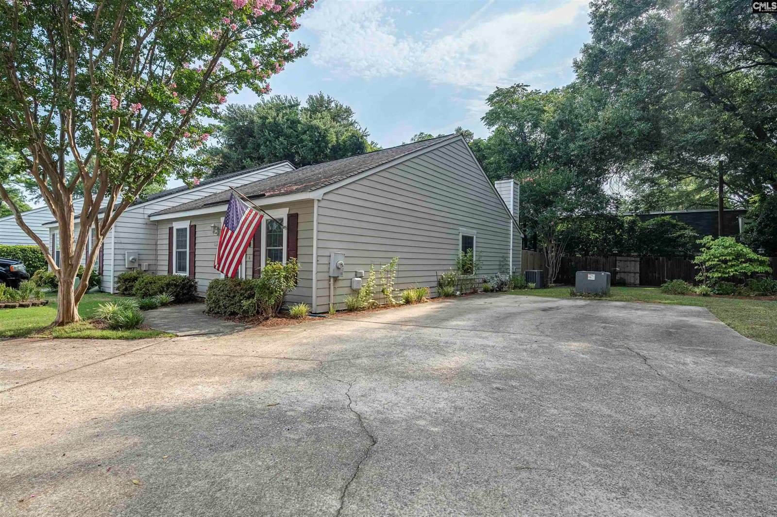 114 Londonberry, Columbia, SC 29210