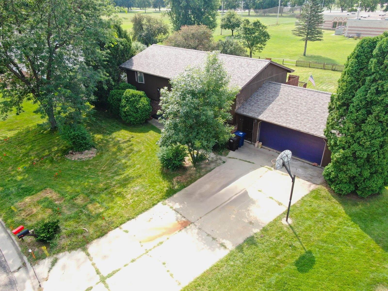 1023 S Fairway Dr, Sparta, WI 54656