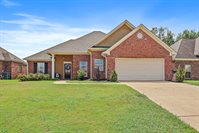 429 Grant Fox Drive, Brandon, MS 39047