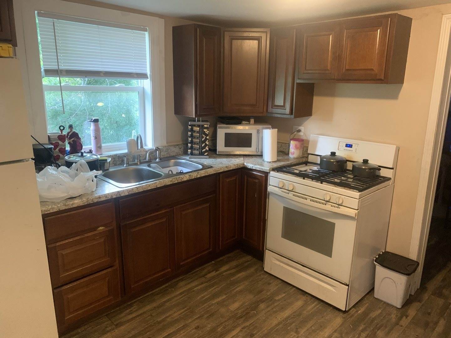 930 North Clarendon Drive, Round Lake Beach, IL 60073