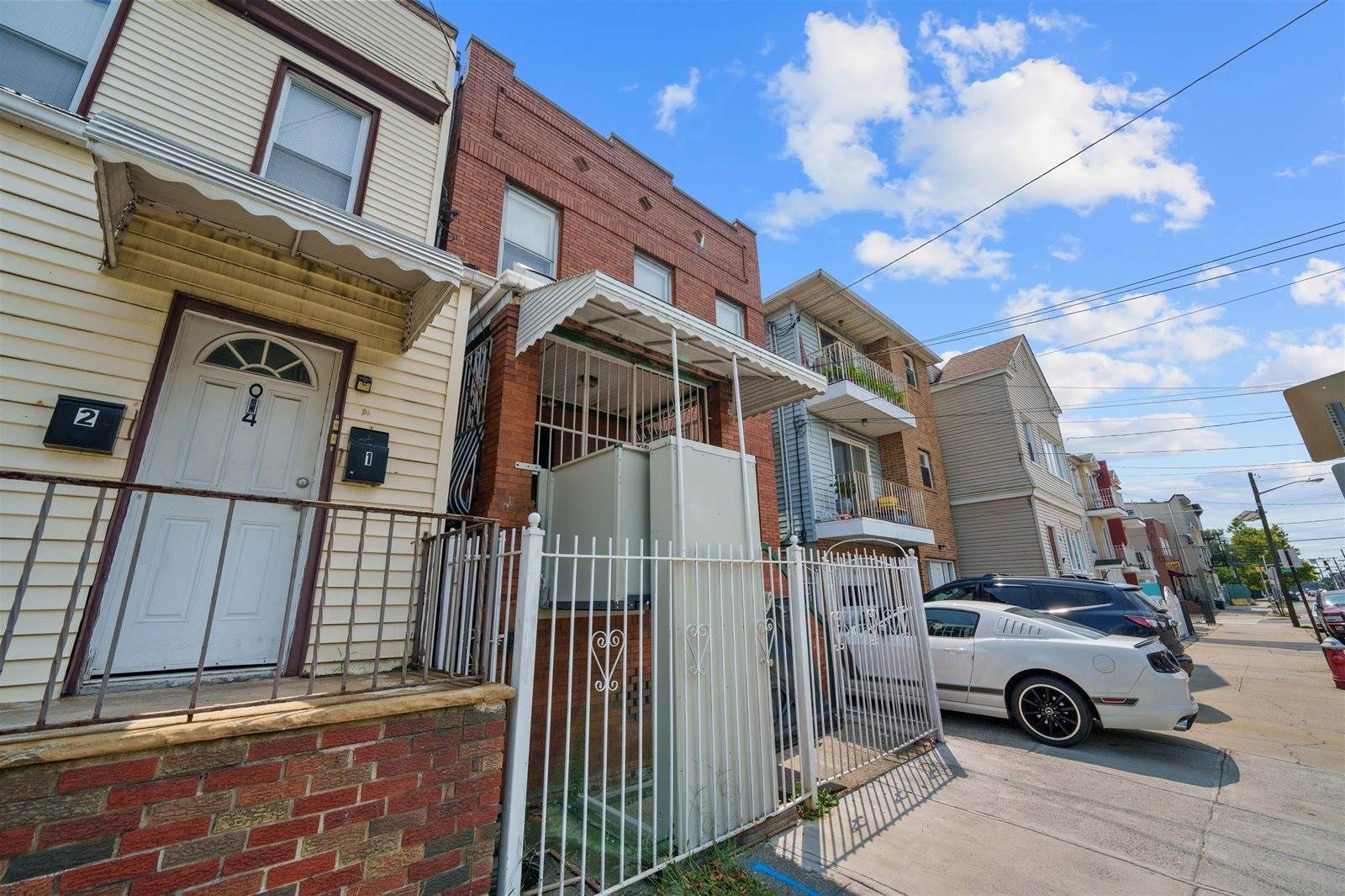 92 Mallory Ave, Jersey City, NJ 07304