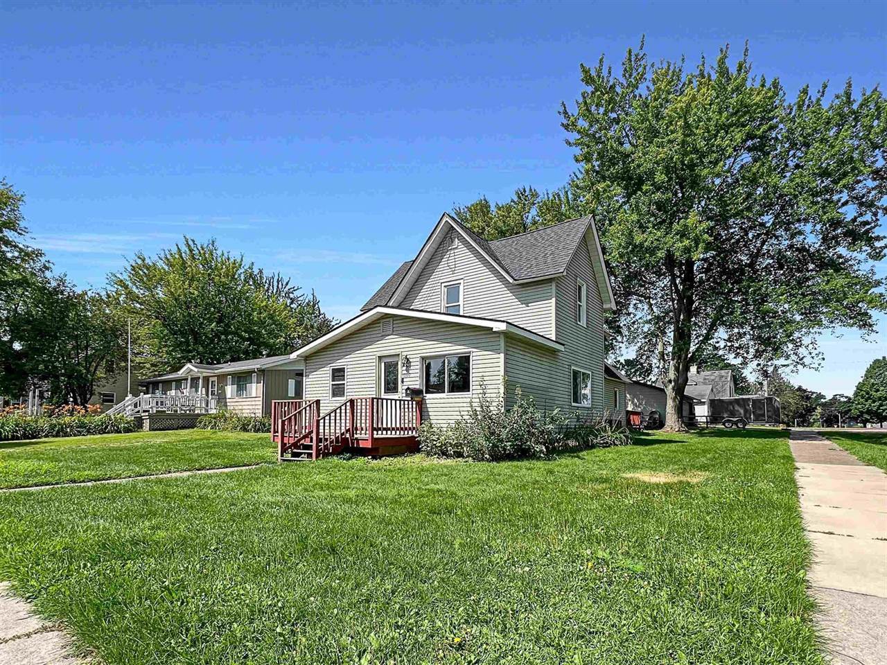 1000 S Vine Avenue, Marshfield, WI 54449