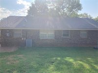710 Jacquelyn Street, Noble, OK 73068