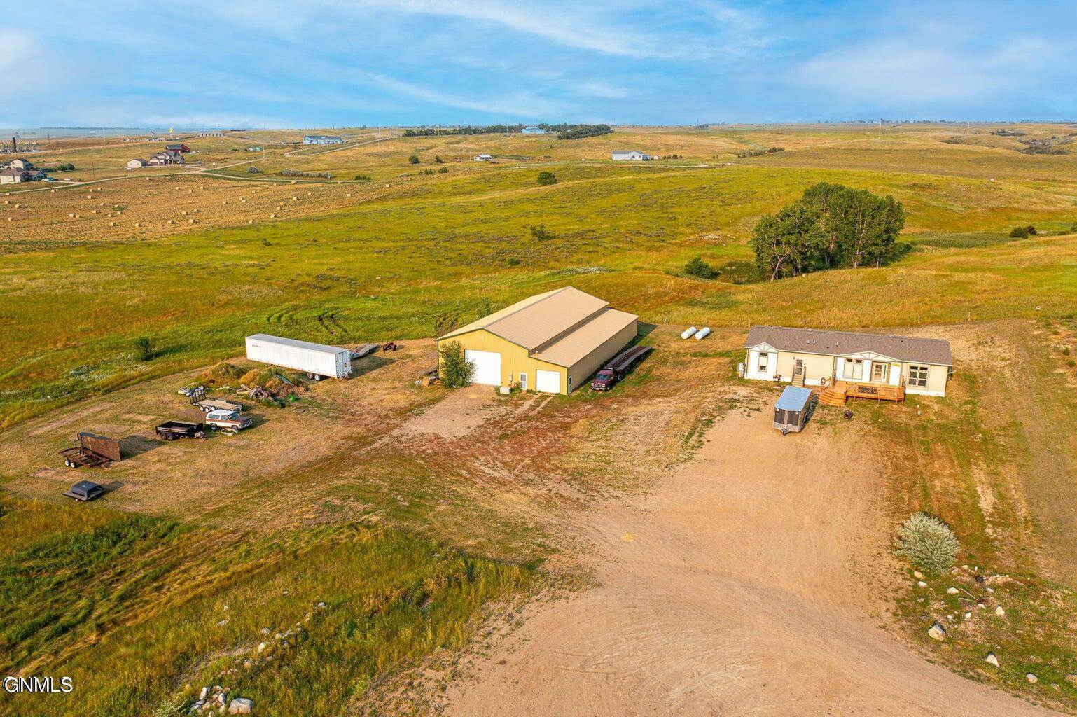 5342 Martinez Loop Nw, Williston, ND 58801