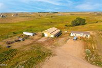 5342 Martinez Loop Nw, Williston, ND 58801