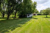 5136 S 44th STREET, Greenfield, WI 53220