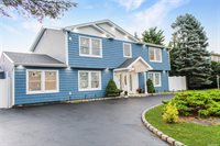 23 Patrician Lane, Medford, NY 11763