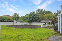 23 Patrician Lane, Medford, NY 11763