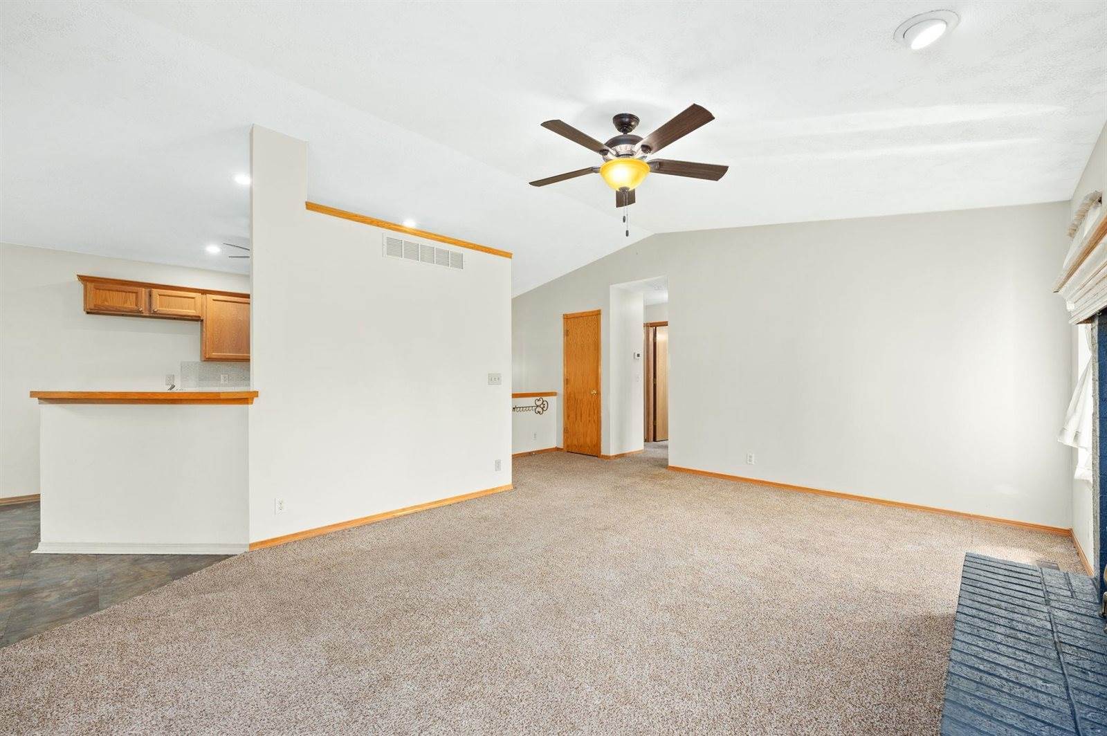 2317 South Prescott St, Wichita, KS 67209