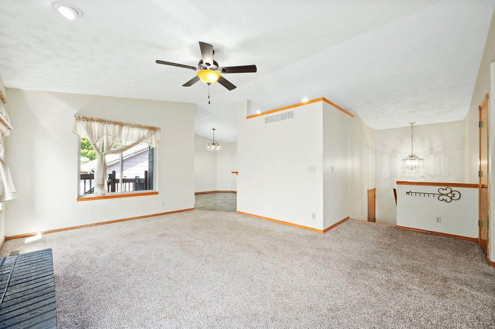 2317 South Prescott St, Wichita, KS 67209