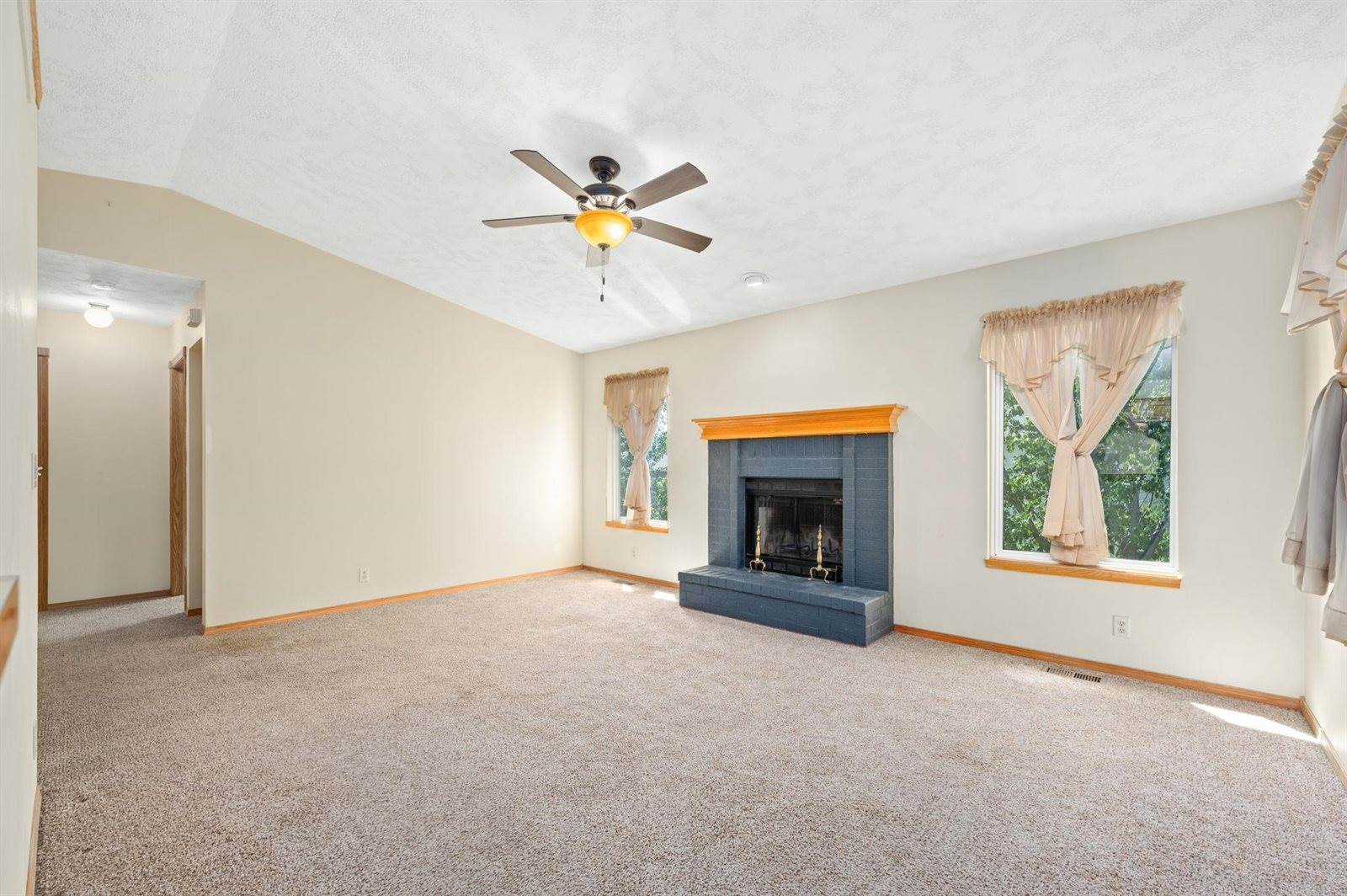 2317 South Prescott St, Wichita, KS 67209