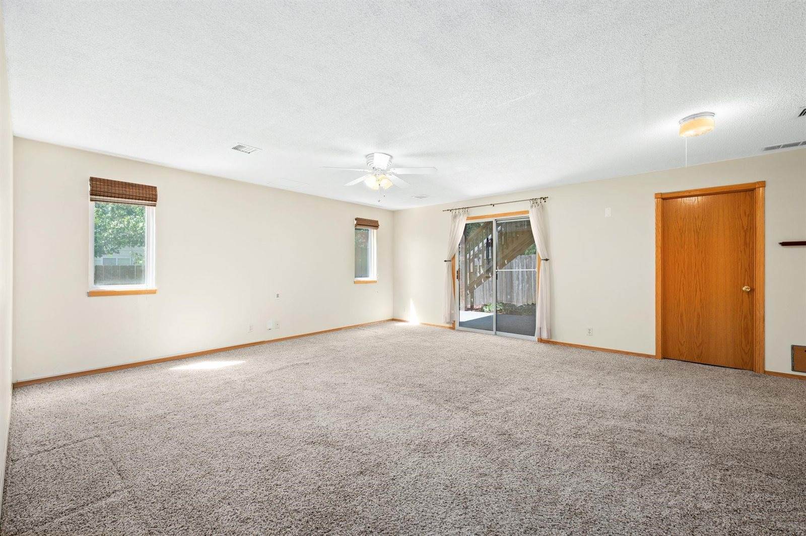 2317 South Prescott St, Wichita, KS 67209