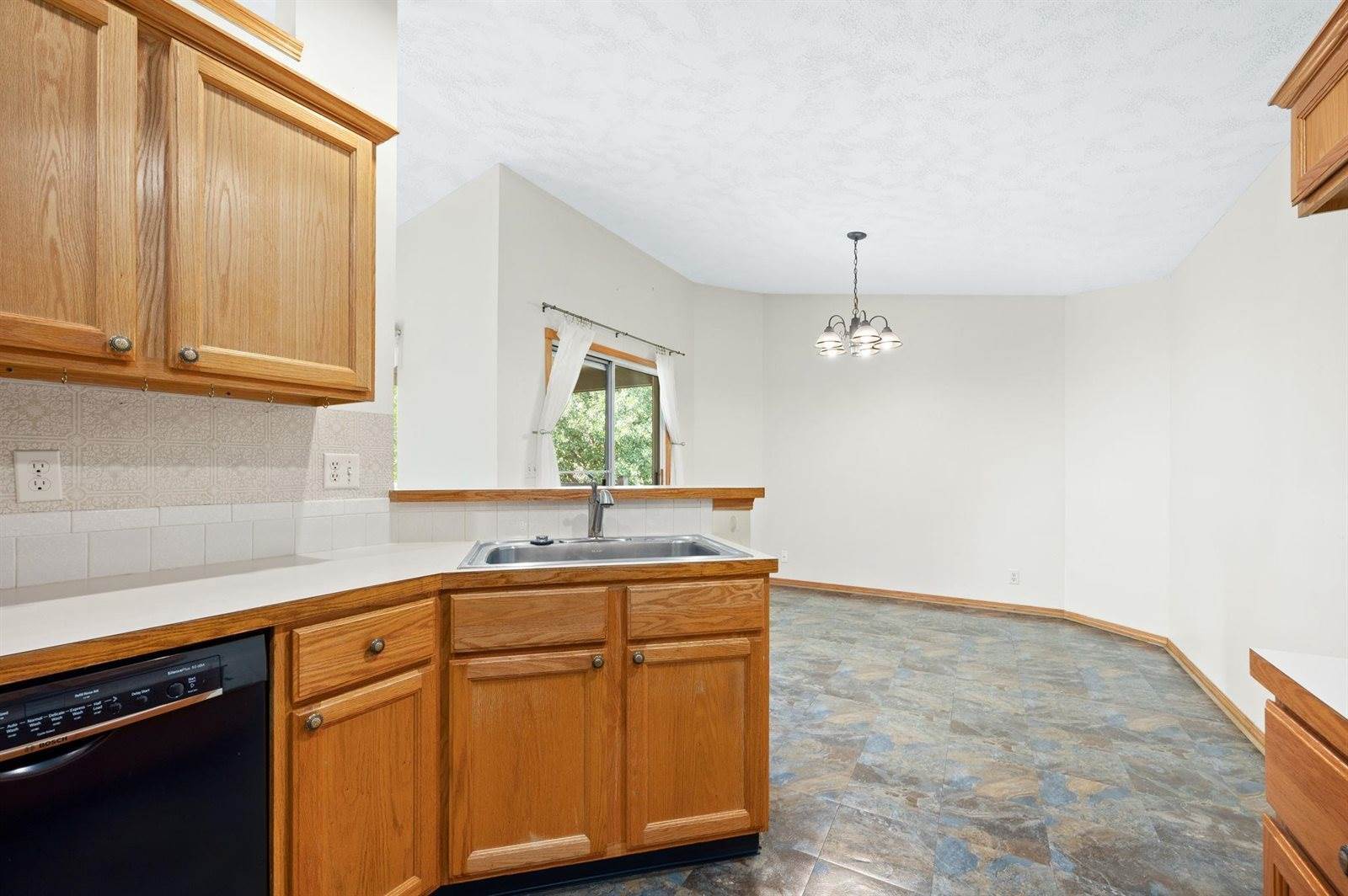 2317 South Prescott St, Wichita, KS 67209