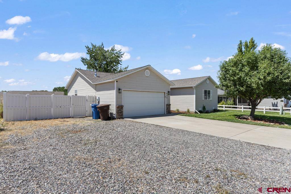 825 Cow Bell Court, Montrose, CO 81401