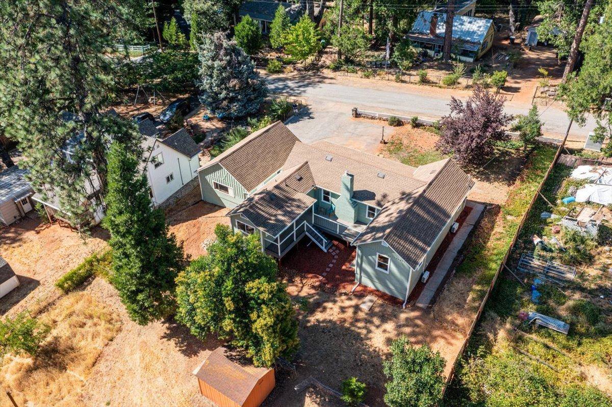 12484 Oak Circle, Grass Valley, CA 95945