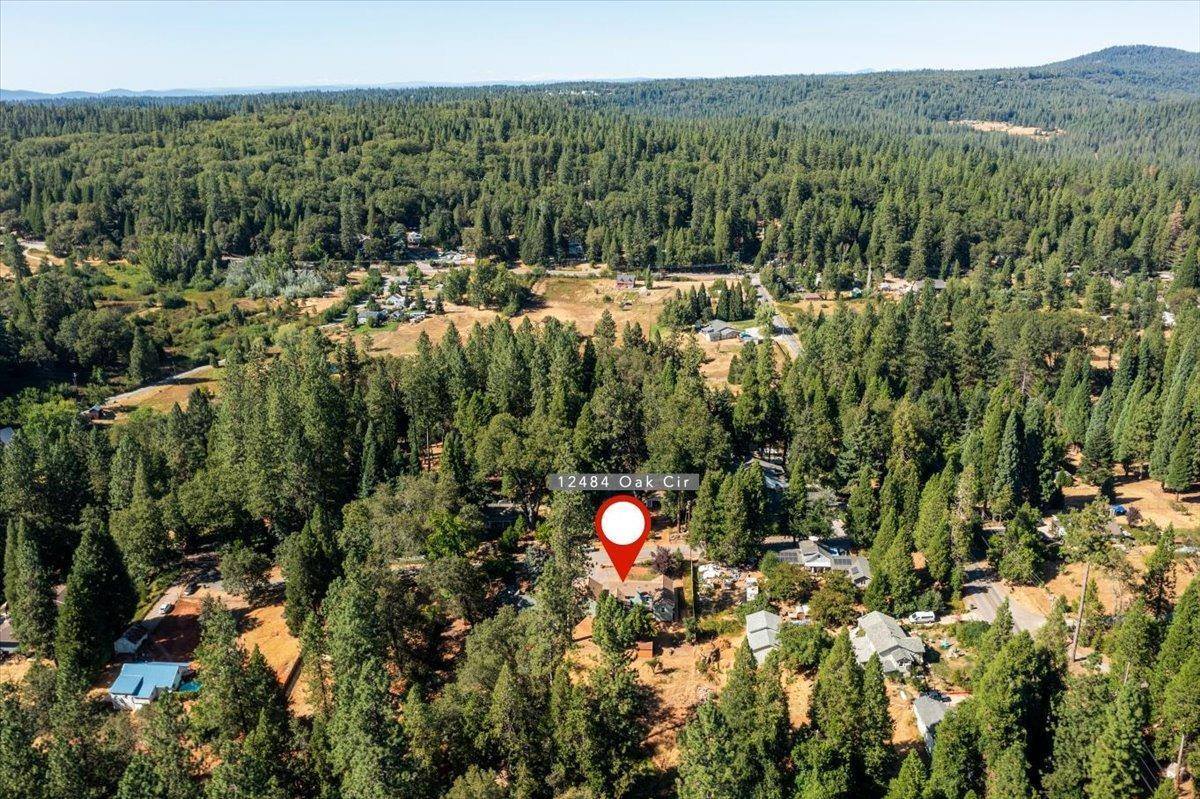 12484 Oak Circle, Grass Valley, CA 95945