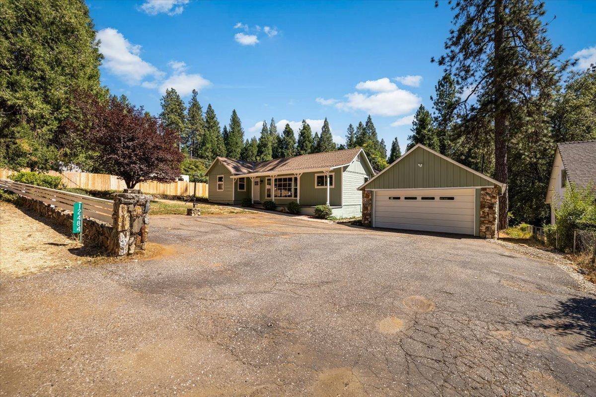 12484 Oak Circle, Grass Valley, CA 95945