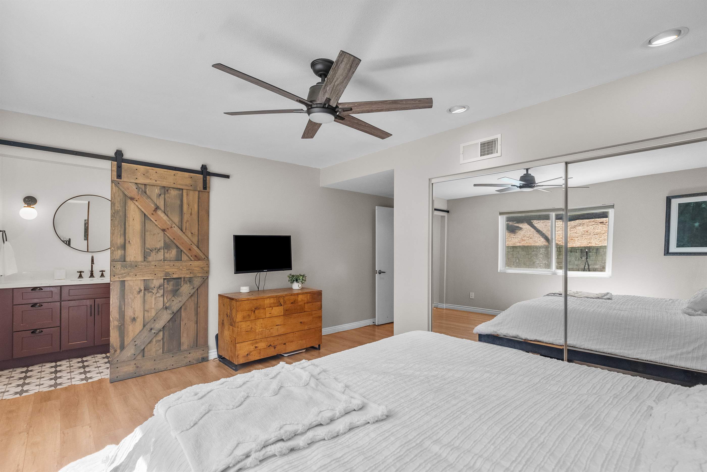 23072 Conde Drive, Valencia, CA 91354