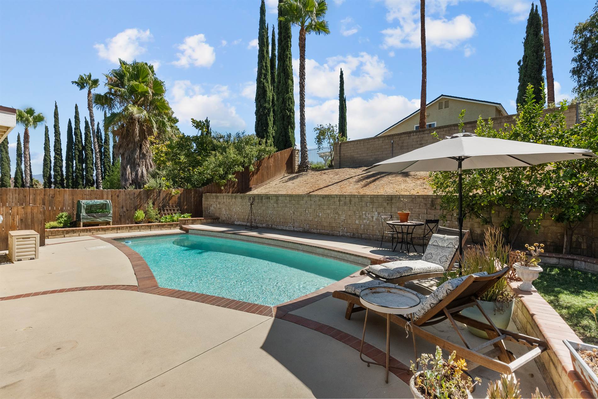 23072 Conde Drive, Valencia, CA 91354