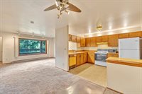 1621 South Carriage Ln, New Berlin, WI 53151