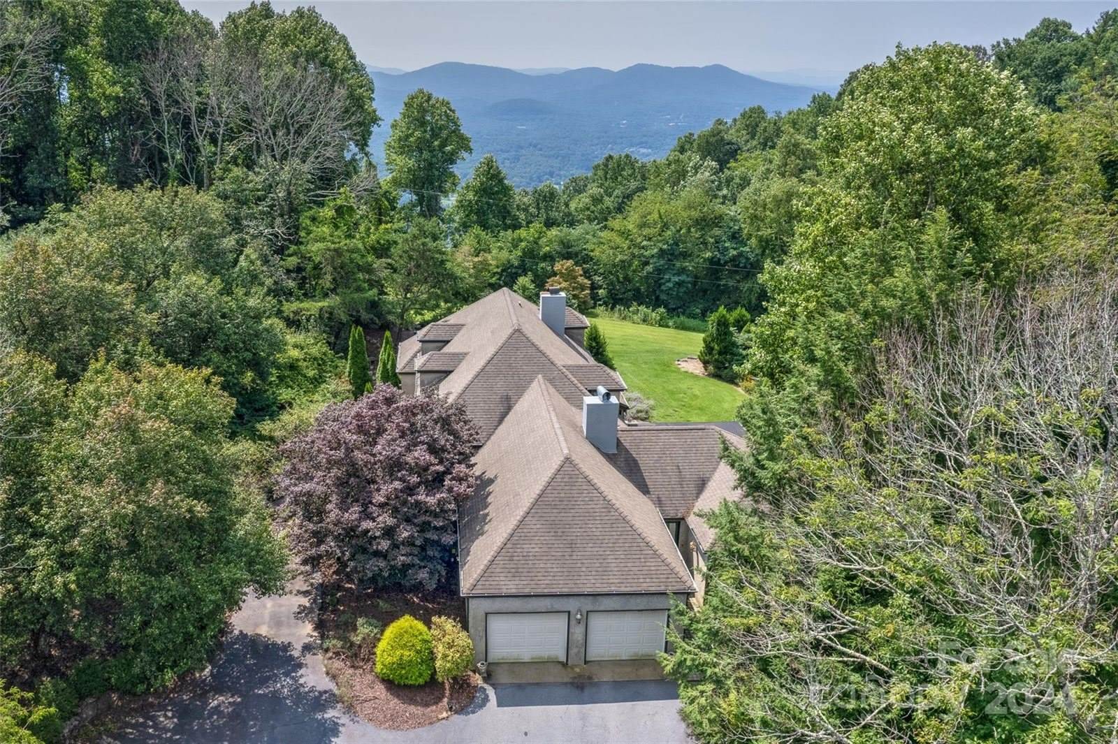 5 Meadow Ridge Drive, Asheville, NC 28804