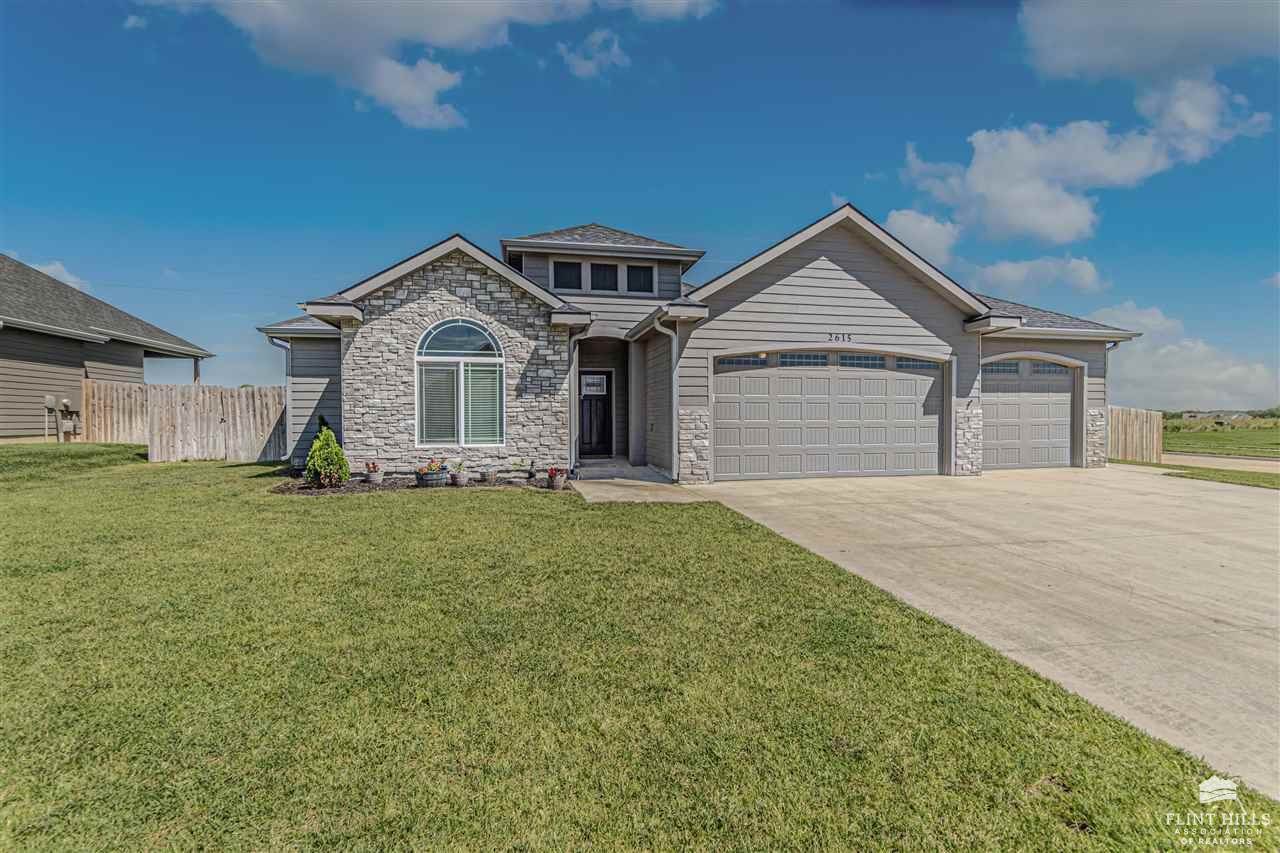 2615 Ridgehill Drive, Salina, KS 67401