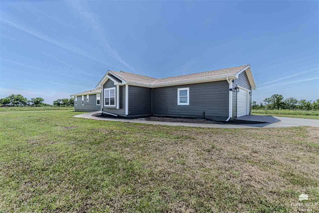 7514 Erichsen Road, Junction City, KS 66441