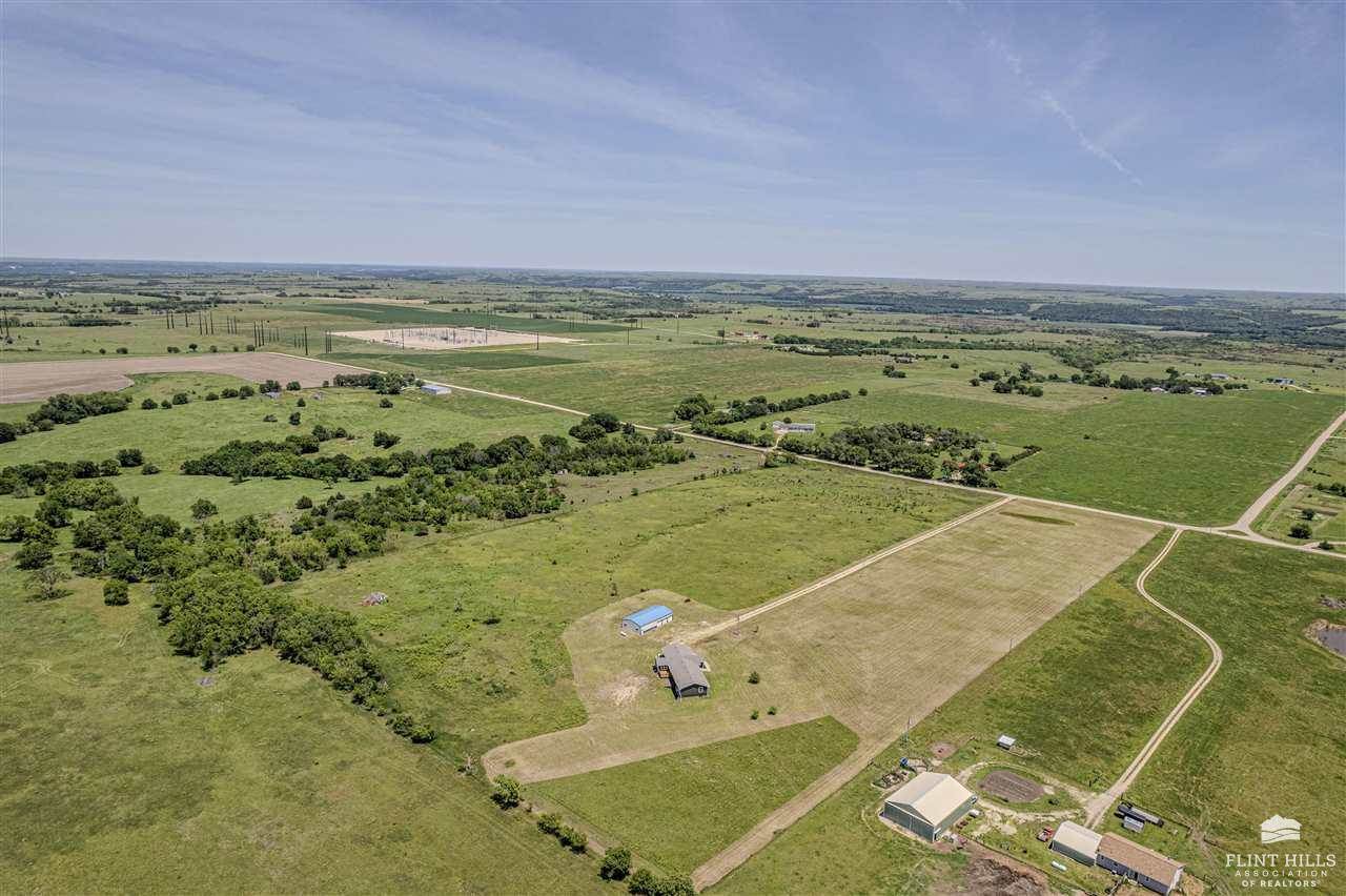 7514 Erichsen Road, Junction City, KS 66441