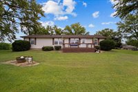 10616 Polfer Rd, Kansas City, KS 66109